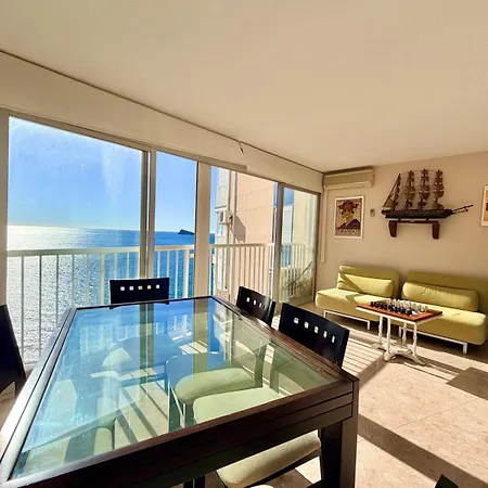 Yago Levante Seafront بينايدورم