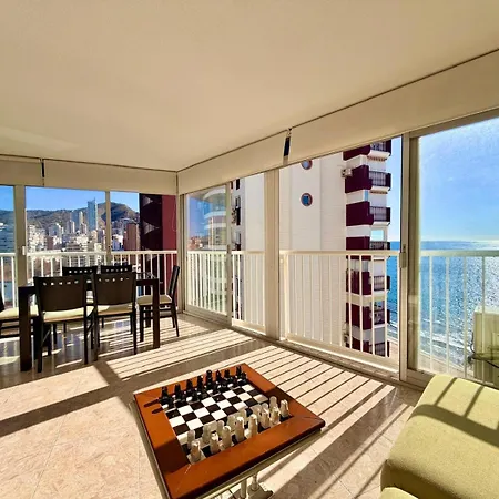 شقة Yago Levante Seafront